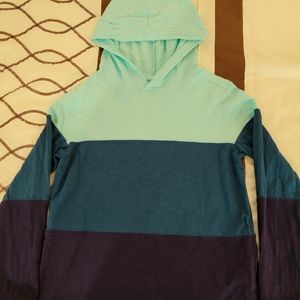 Long sleeve tee with hoodie